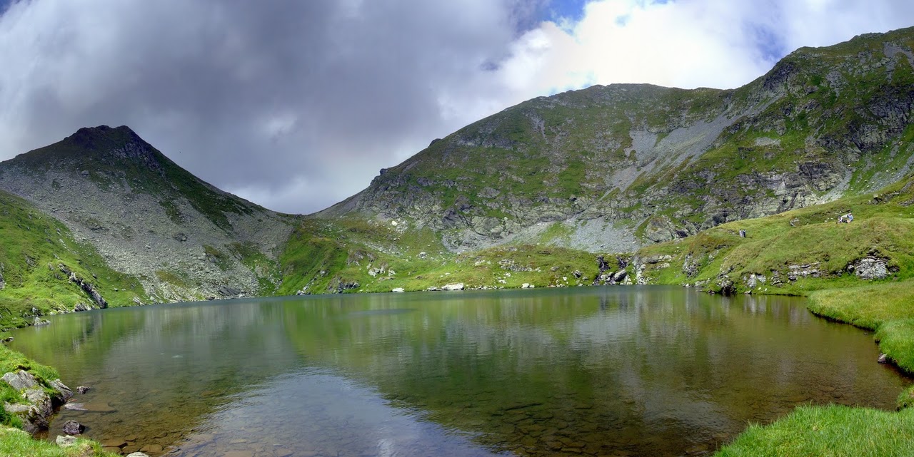 pano_lacul_capra_fused