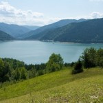 lacul-izvorul-muntelui-lacul-bicaz-neamt