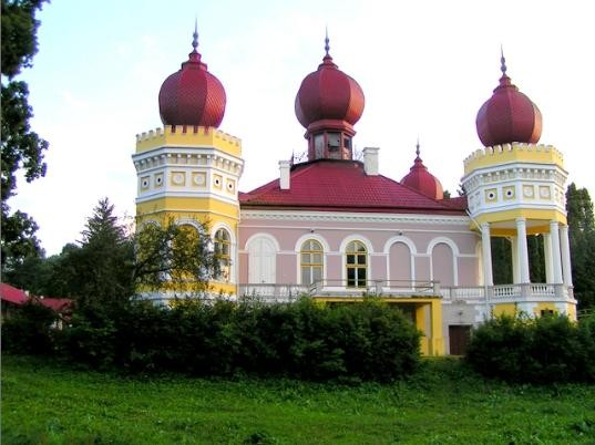 Castelul-Bethlen-din-Arcalia-20110116114835
