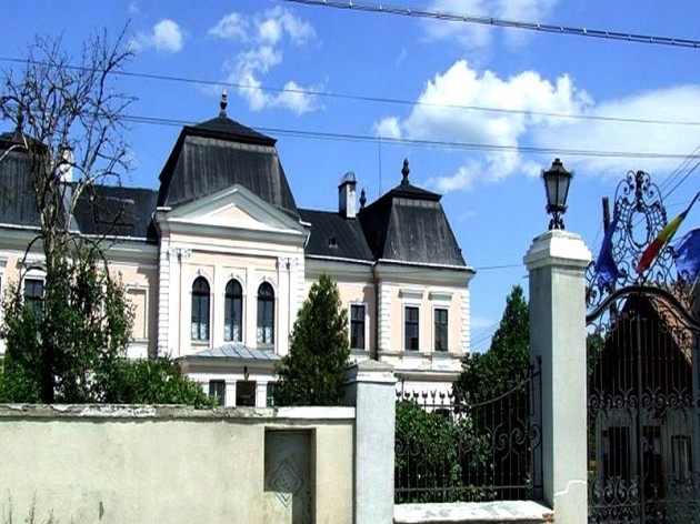 Castelul-Bánffy-630x472