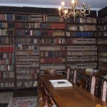 Ciucea_castle_library_-_2