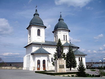 Catedral_of_Husi2