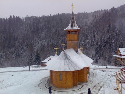 117933_manastirea-marius