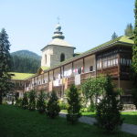 785px-Manastirea_Slatina43