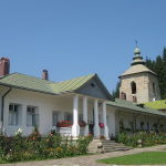 800px-Manastirea_Slatina38