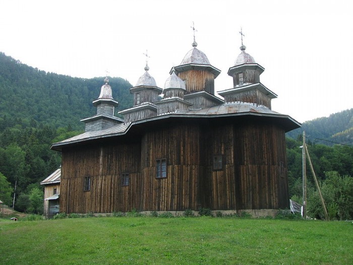 Manastirea-Gavanu-20101118172119