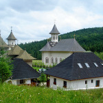 Manastirea-Sihastria-Putnei-m