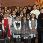 fetele-de-la-Manastirea-Marcus-si-Maica-Stareta-Serafima-copy