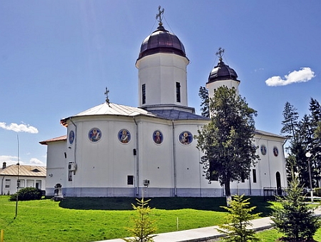 manastirea-tiganesti-1