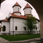 manastirea-viforata-dambovita