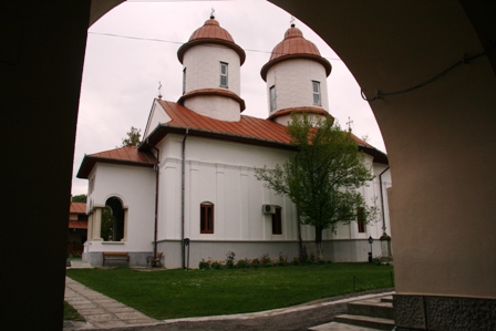 manastirea-viforata-dambovita